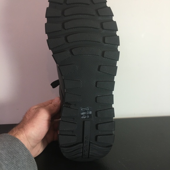 Prada sneakers - Picture 4 of 6